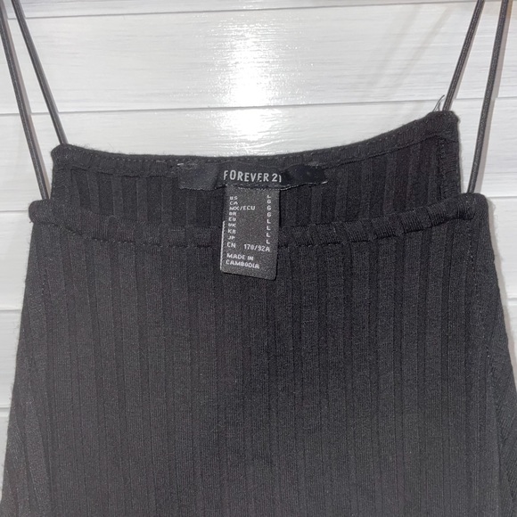 Black Ribbed Halter Tank Top - Picture 5 of 5